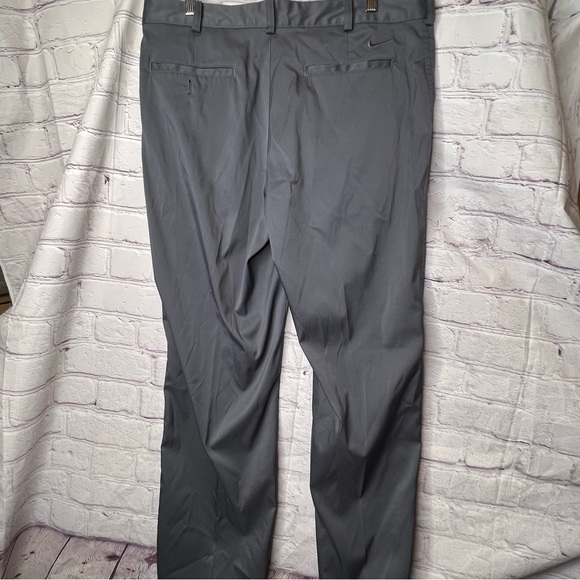 Nike Golf Dri-Fit Flat Front Tech Golf Pants Men's 36x32 Grey - Picture 2 of 10
